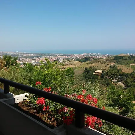 فندق مبيت وإفطار Colle Foresta